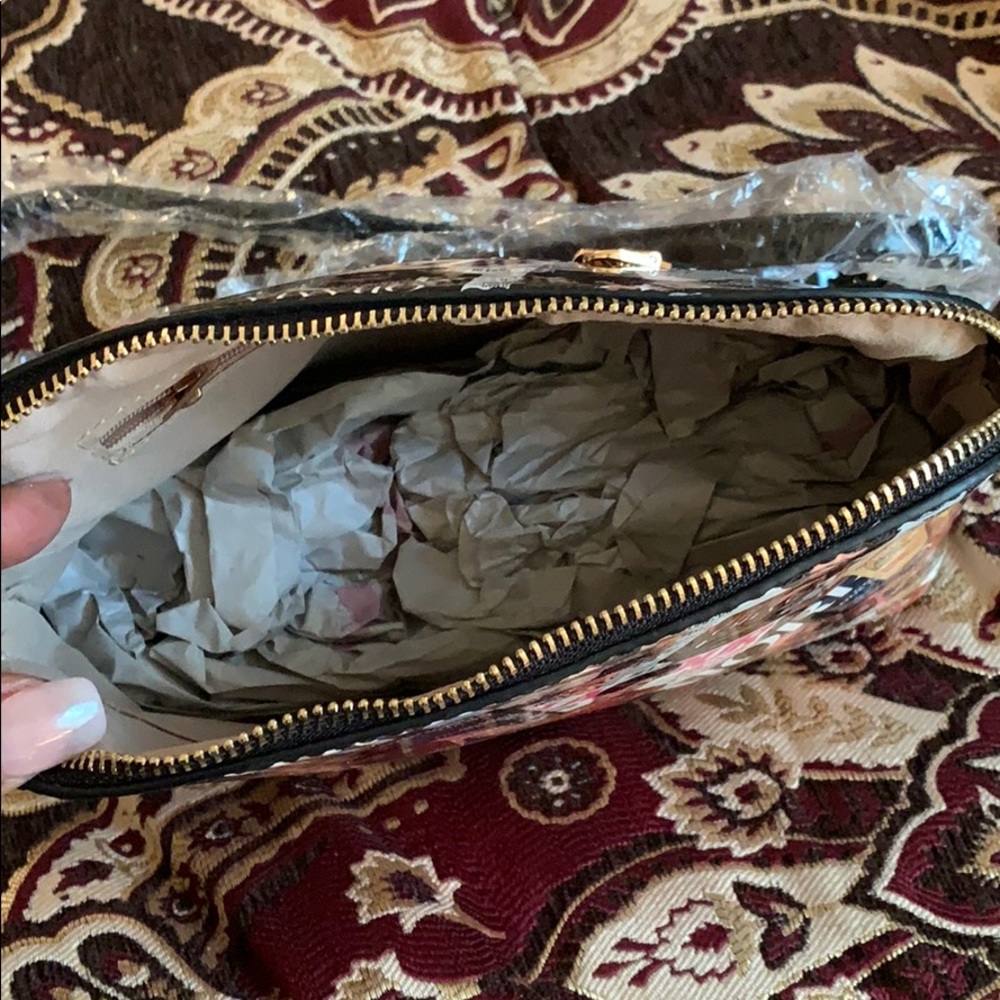 Small hand bag - Picture 3 of 3